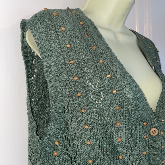 Vtg 80s/90s Cambridge Dry Goods Company sage green wooden beaded sweater vest - Picture 5 of 8